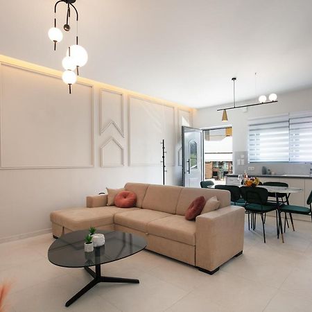 Kalopsia Home Resmo Dış mekan fotoğraf
