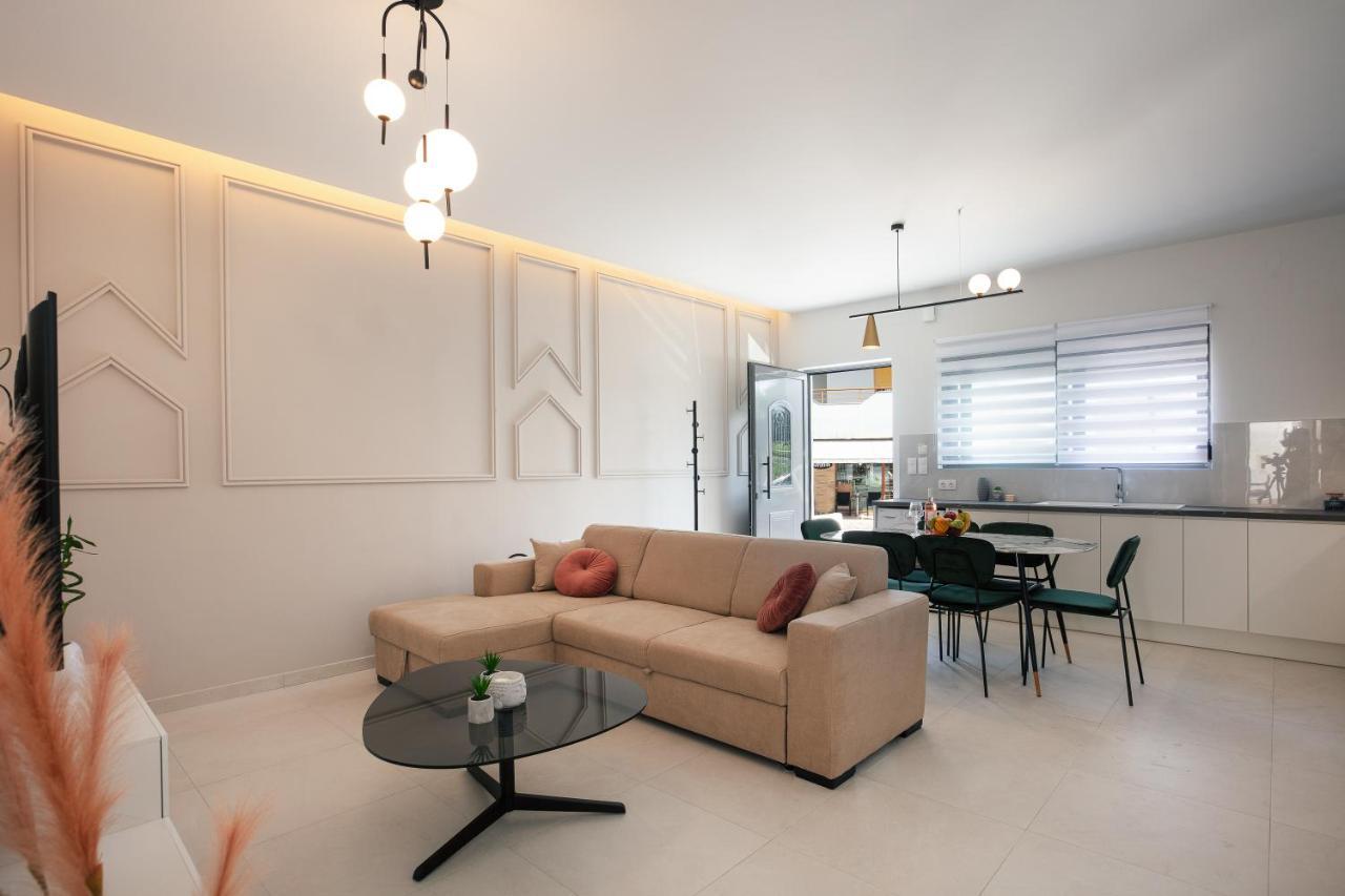 Kalopsia Home Resmo Dış mekan fotoğraf
